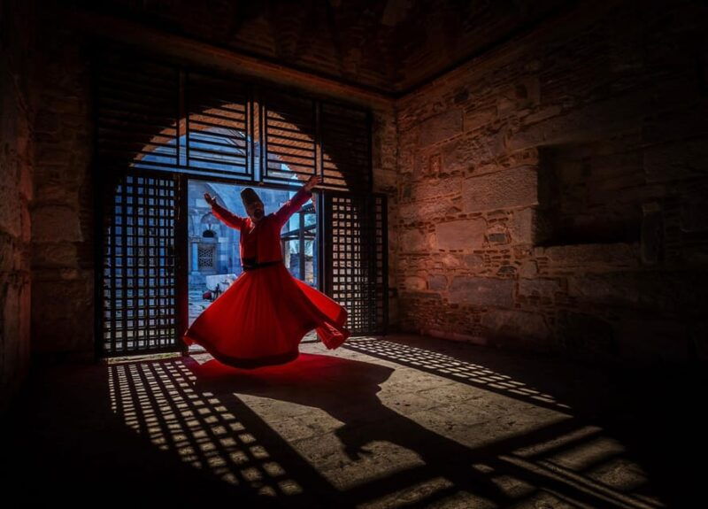 whirling-dervish-ceremony-a-mystical-sufi-experience