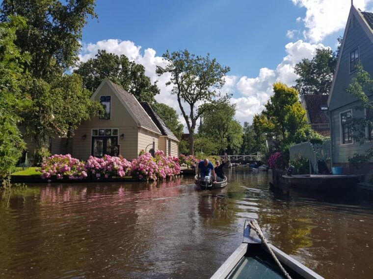 whisperboat-rental-in-beautiful-area-close-to-amsterdam