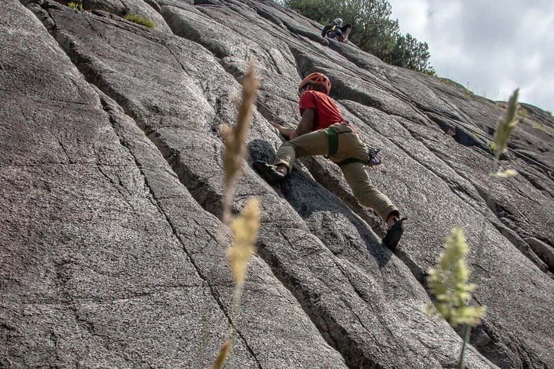 whistler-rock-climbing-beginner-experience