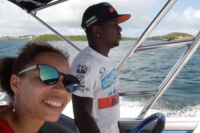 white-background-boat-tour