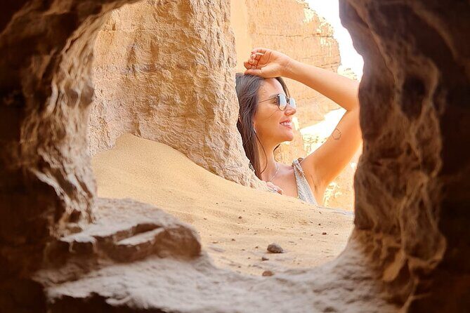 White Desert and Bahariya Oasis 2 Days Tour from Cairo - Key Points