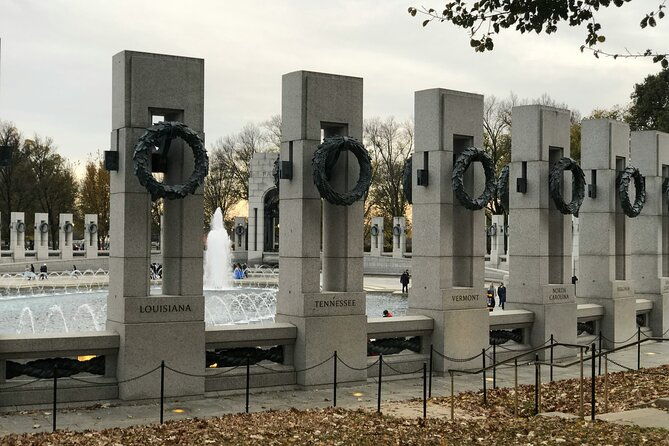 white-house-national-mall-capital-highlight-and-lincoln-memorial