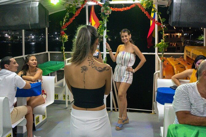 white-night-boat-party-with-buffet-dinner-and-bar