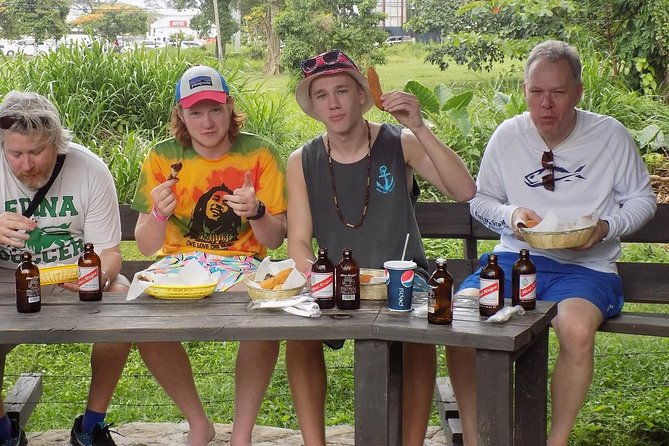 white-river-tubing-safari-from-ocho-rios