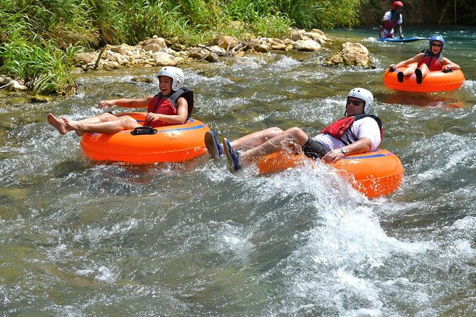 white-river-tubing-safari-from-ocho-rios