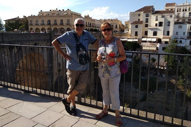 white-villages-and-ronda-guided-day-tour-from-seville