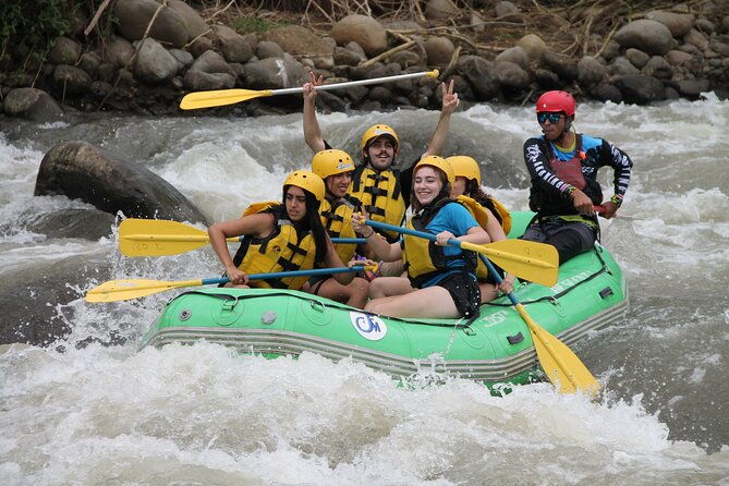white-water-rafting-adventures-la-fortuna-costa-rica