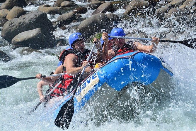 white-water-rafting-balsa-river-class-ii-iii-from-arenal