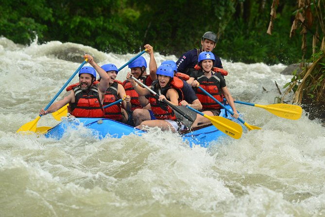 white-water-rafting-balsa-river-class-ii-iii-from-arenal