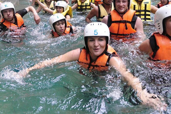 white-water-rafting-experience-from-side-and-manavgat