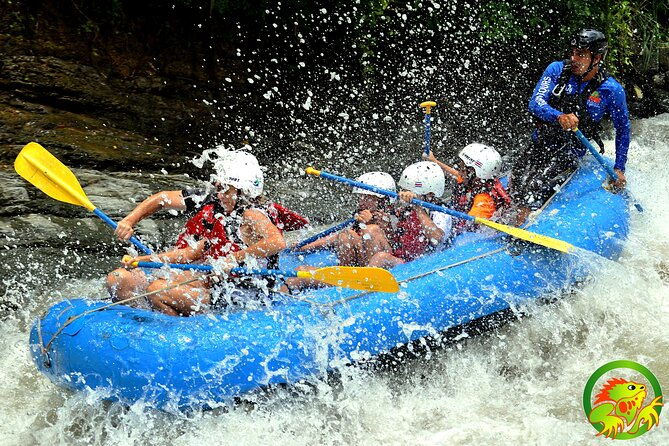 white-water-rafting-manuel-antonio-quepos-naranjo-river