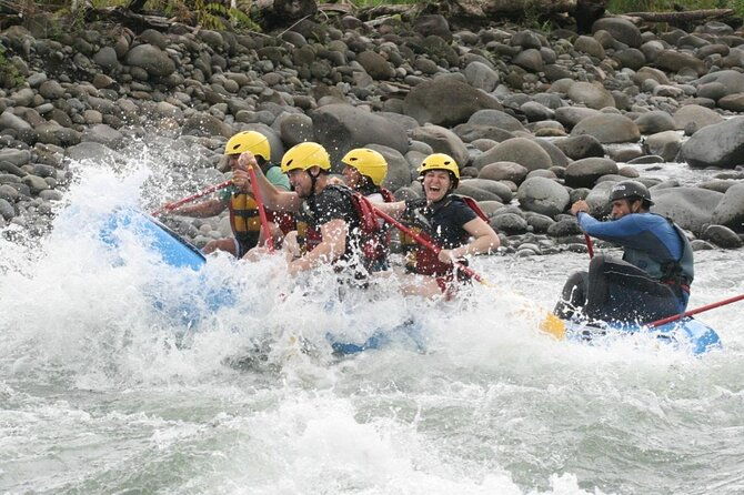 white-water-rafting-sarapiqui-river-class-ii-iii-from-san-jose