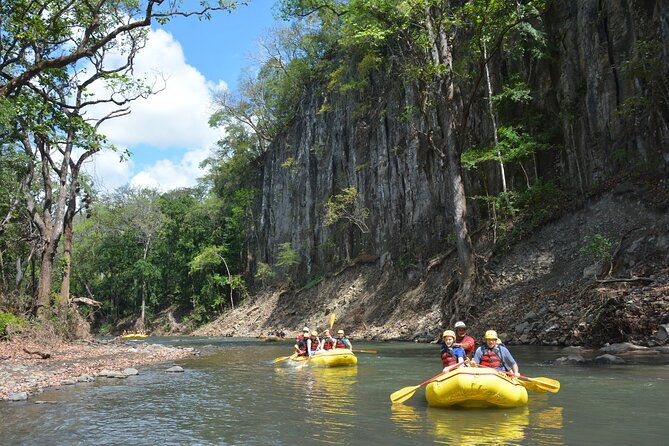 white-water-rafting-tenorio-river-class-3-4-hermosa-coco