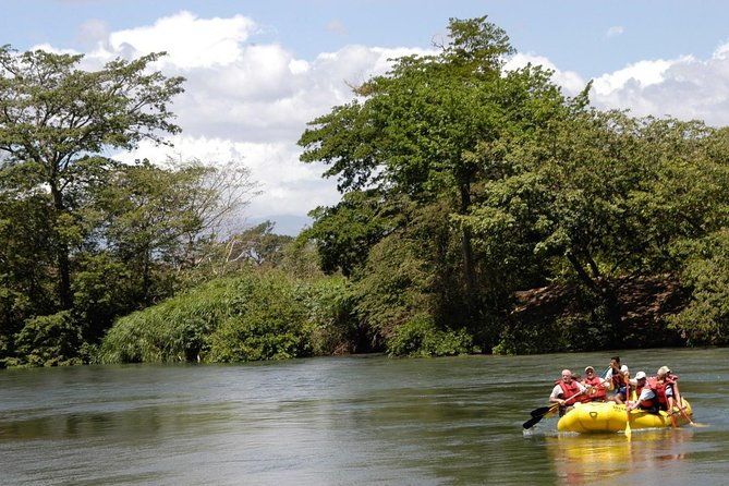 white-water-rafting-tenorio-river-from-guanacaste