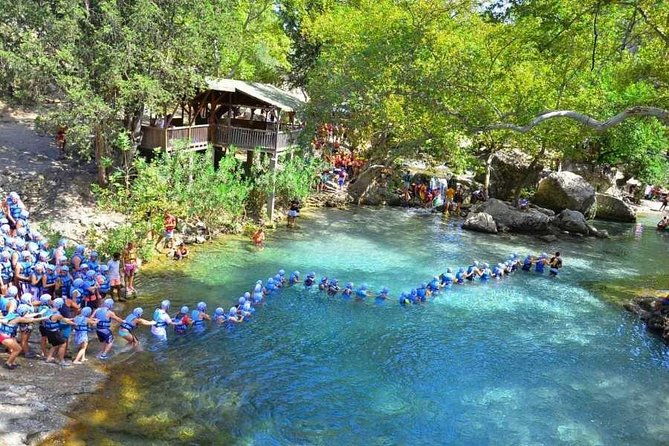 white-water-rafting-with-lunch
