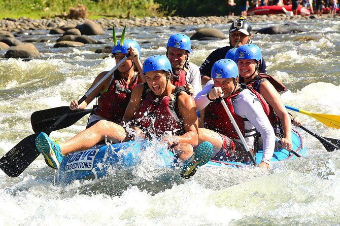 white-water-river-rafting-class-iii-iv-from-la-fortuna-arenal