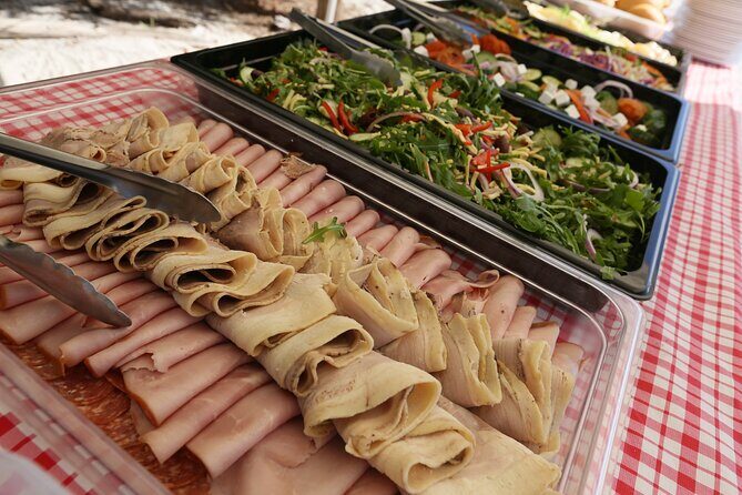 Whitehaven Beach Club Transfers from Airlie Beach - Is This Tour Worth It?