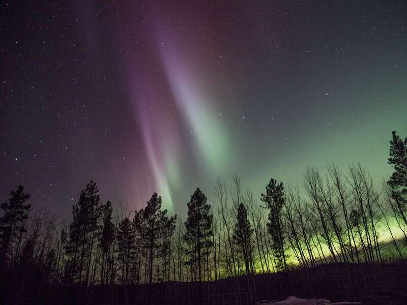 whitehorse-nighttime-northern-lights-viewing