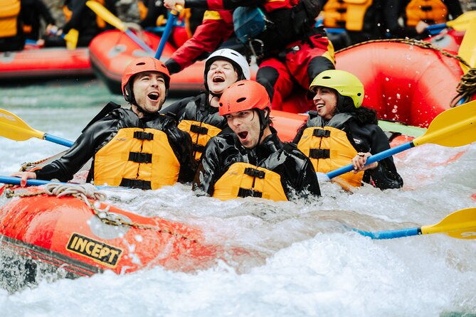 whitewater-action-rafting-experience-in-engadin