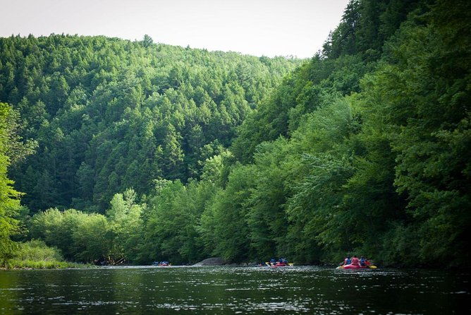 whitewater-rafting-bus-trip-from-nyc