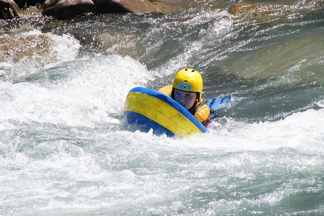 whitewater-swimming-hydrospeed-on-the-ubaye