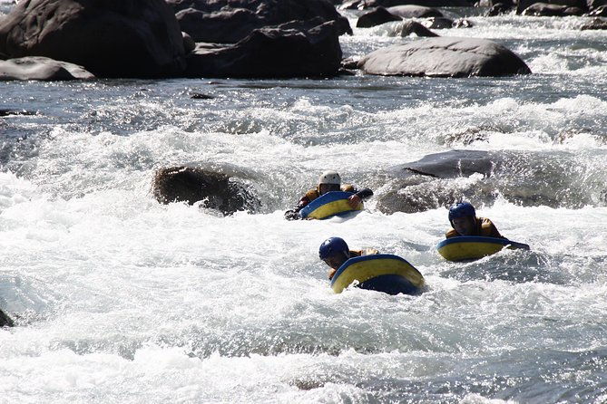 whitewater-swimming-hydrospeed-on-the-ubaye