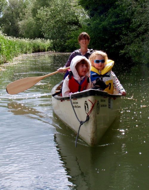 whoosh-explore-canoe-club-river-stort-canoe-tours