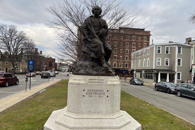 wicked-awesome-tours-witch-trial-history-and-salem-haunts