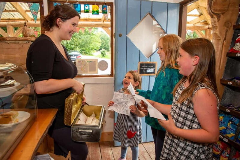 Wicklow: Greenan Farm, Museums & Maze with Animal Feeding - Who Should Consider This Tour?