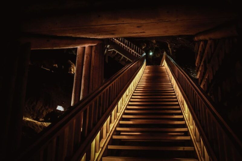 wieliczka-salt-mine-entrance-and-guided-tour-ticket