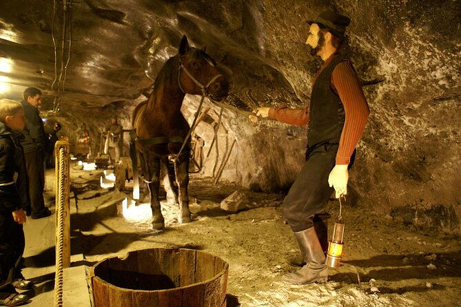 wieliczka-salt-mine-guided-tour-from-krakow-4