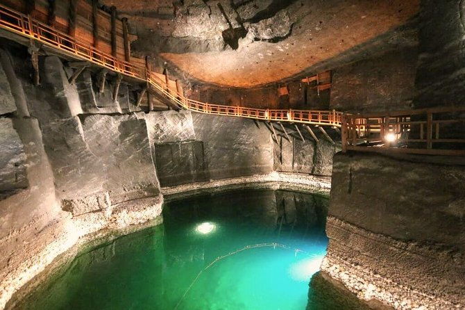 wieliczka-salt-mine-guided-tour-from-krakow-with-a-private-car