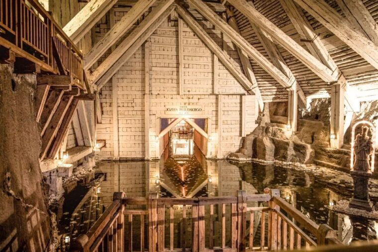wieliczka-salt-mine-skip-the-line-live-guided-tour