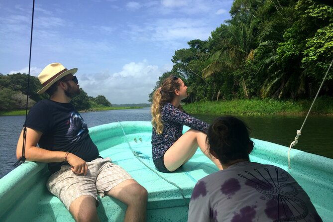wildlife-boat-tour-at-gatun-lake-and-embera-indian-village