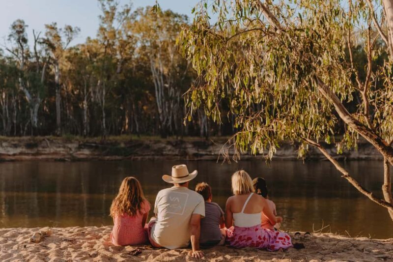 Wildlife Guided Tour with Picnic at The Paddock at Ulupna - Key Points
