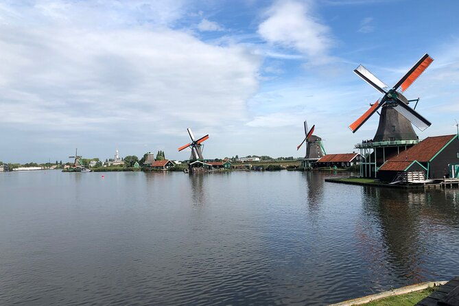 windmill-village-zaanse-schans-from-amsterdam-central-station