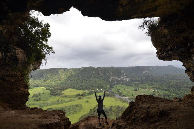 window-cave-walking-tour-from-san-juan