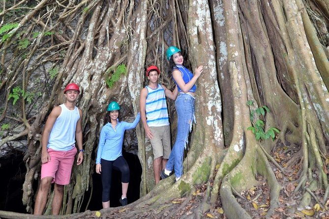 window-cave-walking-tour-from-san-juan