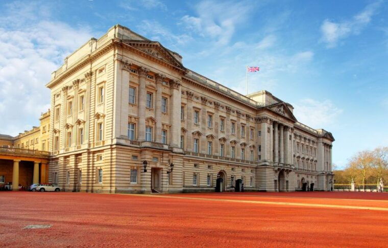 windsor-castle-and-buckingham-palace-full-day-tour