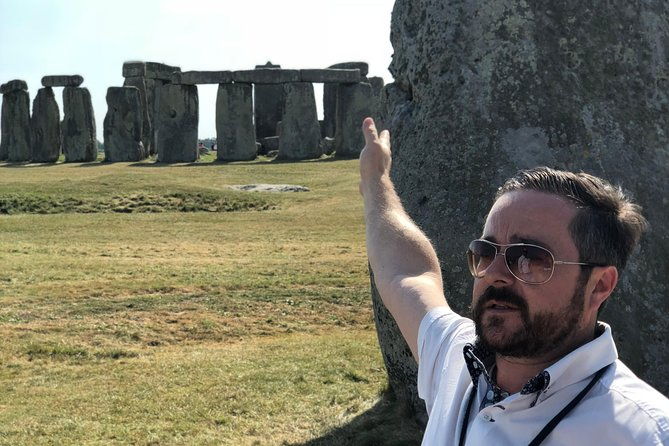 windsor-castle-and-stonehenge-private-car-tour