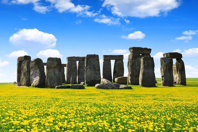 Windsor Castle, Stonehenge, and Oxford Day Trip from London - Frequently Asked Questions