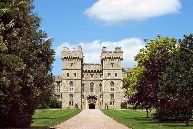 windsor-castle-stonehenge-and-oxford-day-trip-from-london