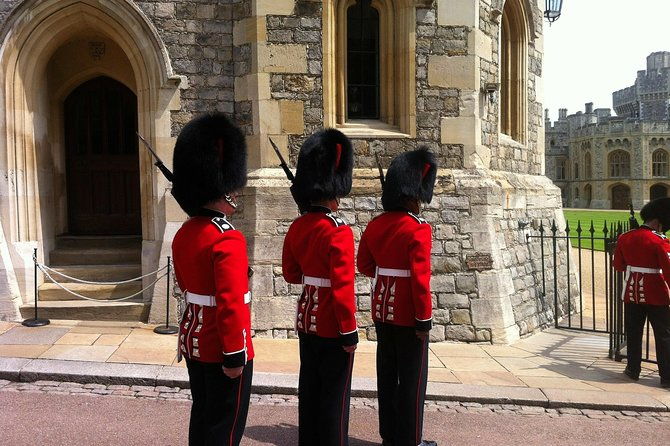 windsor-day-trip-from-london-with-a-local-private-100-personalized