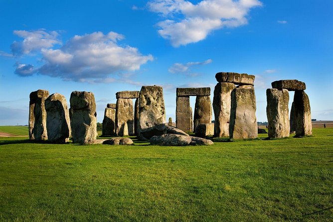 windsor-stonehenge-and-bath-trip-from-london