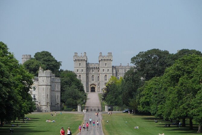 windsor-stonehenge-winchester-tour-private-includes-entry-passes