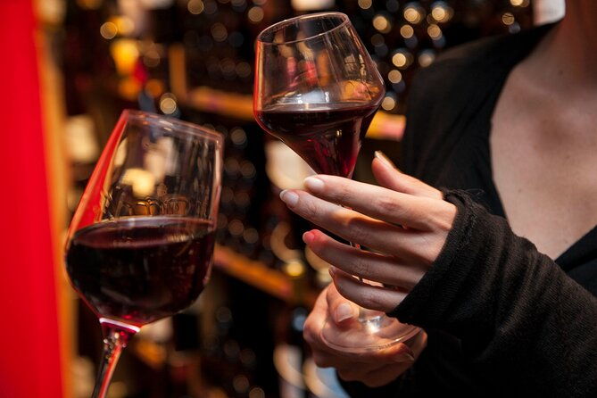 wine-and-cheese-tasting-paris-in-bastille