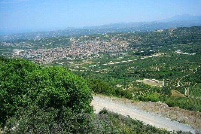 Wine and Food of Crete, Heraklion - Authenticity and Quality of the Experience  