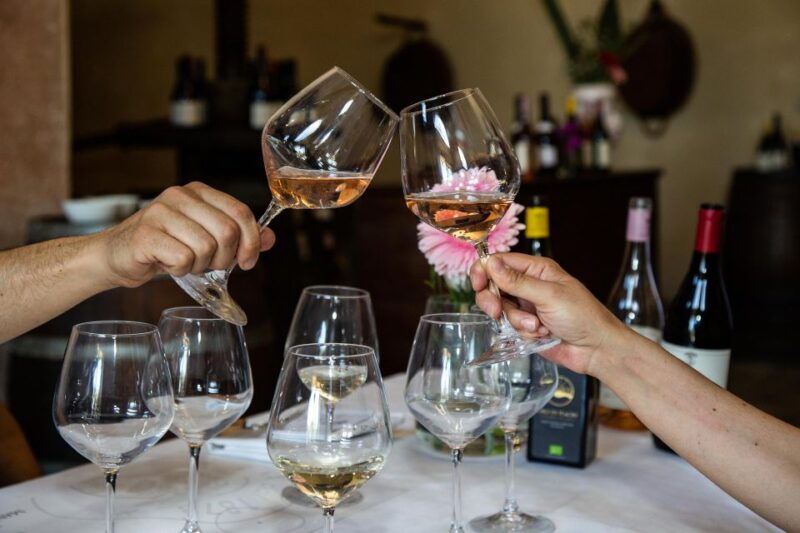 wine-and-local-delicacies-tasting-at-a-sicilian-palmento