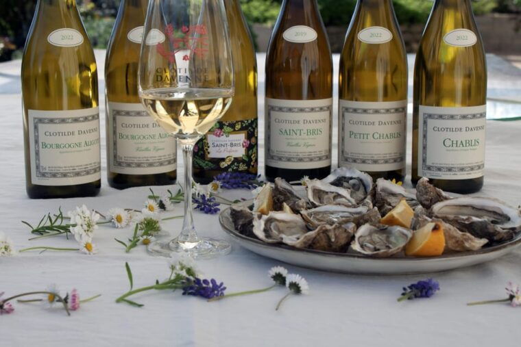 wine-and-oyster-tasting-at-chablis