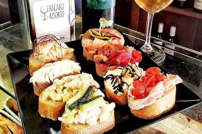 wine-bars-hopping-spritz-cichetti-as-a-venetian-private-tour